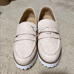 Elegant pink Loafers for Women